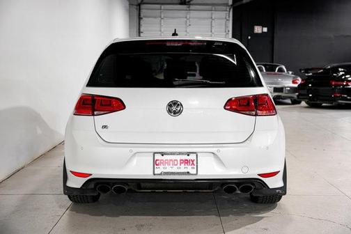 2017 Volkswagen Golf R 2.0T DSG