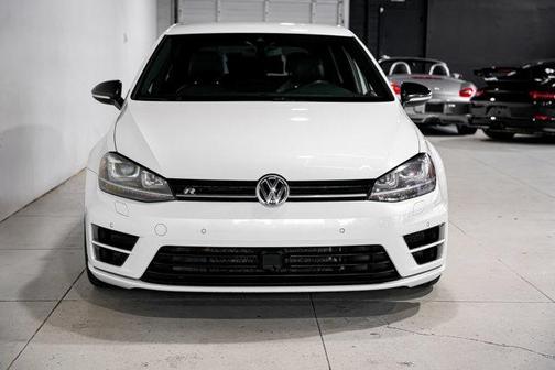 2017 Volkswagen Golf R 2.0T DSG