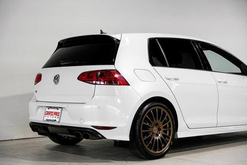 2017 Volkswagen Golf R 2.0T DSG