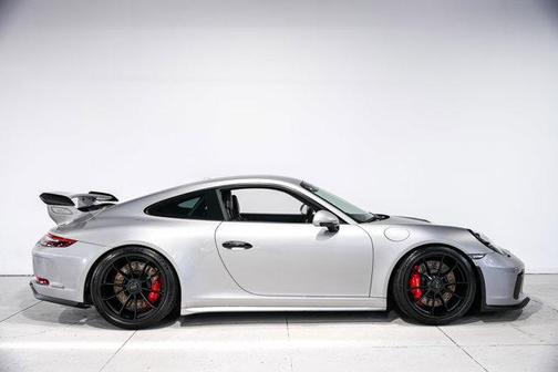 2019 Porsche 911 GT3
