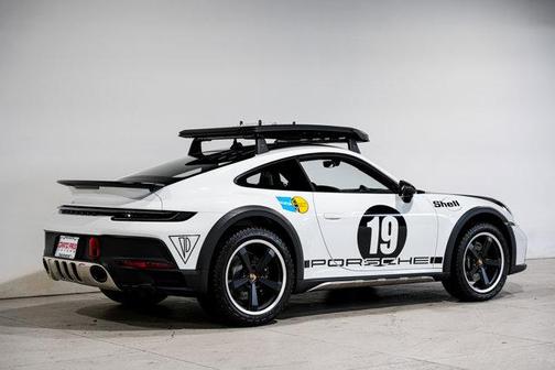 2024 Porsche 911 Dakar