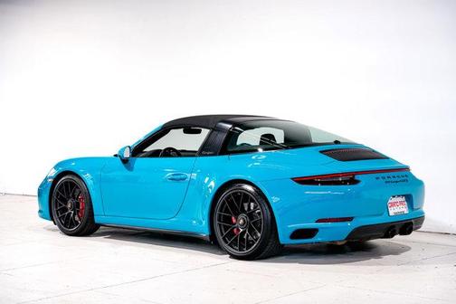 2017 Porsche 911 Targa 4 GTS