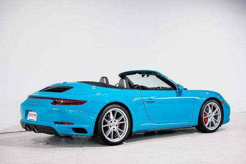 2018 Porsche 911 Carrera 4S Cabriolet