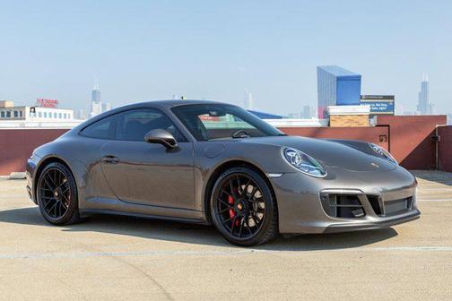 2019 Porsche 911 Carrera GTS