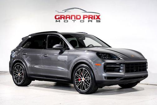 2024 Porsche Cayenne S