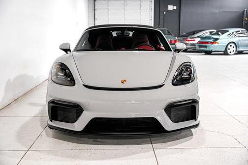 2021 Porsche 718 Spyder Roadster