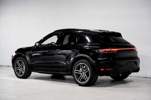 Black 2020 Porsche Macan Macan Turbo
