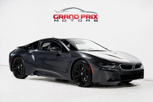 Sophisto Gray Metallic w/Frozen Gray Accent 2019 BMW i8 Coupe