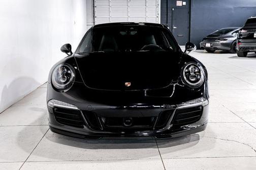 2016 Porsche 911 Carrera GTS