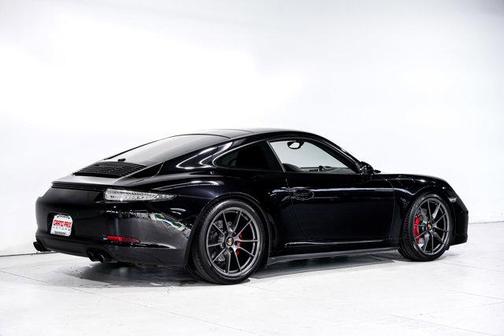 2016 Porsche 911 Carrera GTS