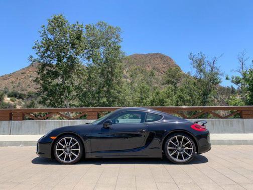 2016 Porsche Cayman Black Edition