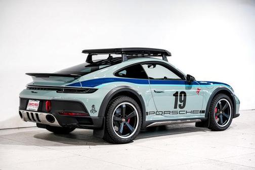 2023 Porsche 911 Dakar
