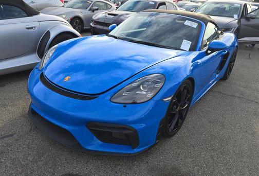 2023 Porsche 718 Spyder Roadster