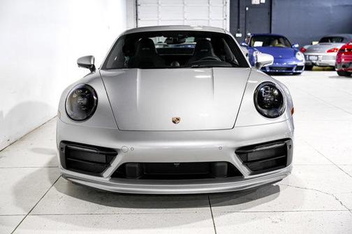 2022 Porsche 911 Carrera GTS