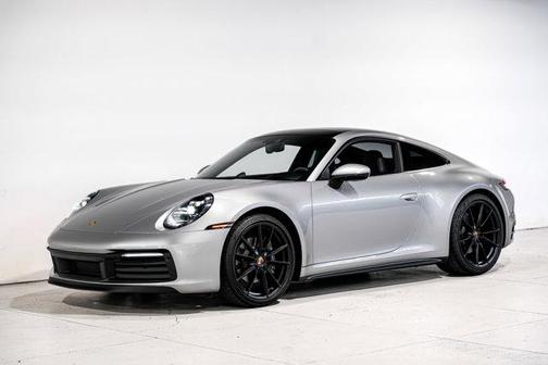 2022 Porsche 911 Carrera