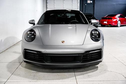 2022 Porsche 911 Carrera