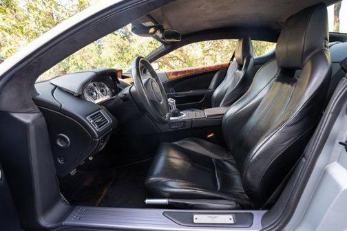 2007 Aston Martin DB9 Base