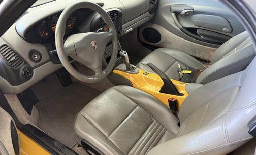 2004 Porsche Boxster 2dr Roadster 5-Spd Manual