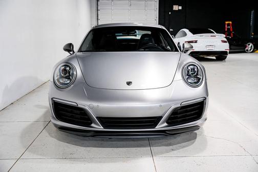 GT Silver Metallic 2018 Porsche 911 Carrera T