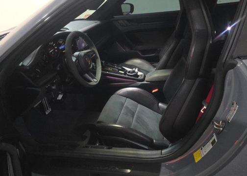 2023 Porsche 911 Carrera GTS