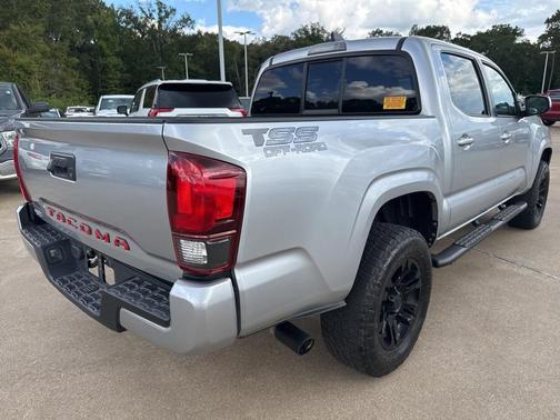 2022 Toyota Tacoma SR