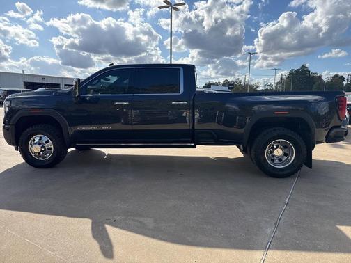 2024 GMC Sierra 3500 Denali