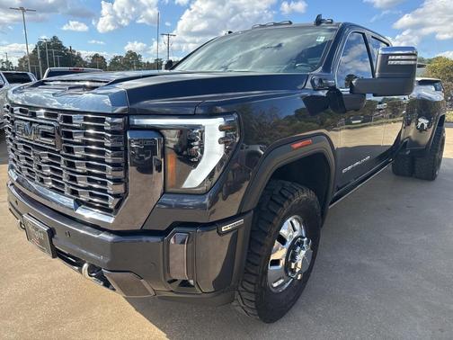 2024 GMC Sierra 3500 Denali