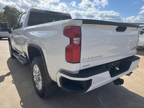 2021 Chevrolet Silverado 2500 High Country