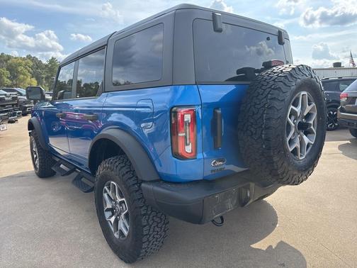2024 Ford Bronco Badlands