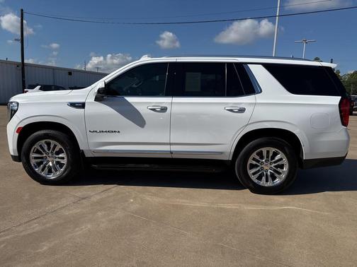 2022 GMC Yukon SLT