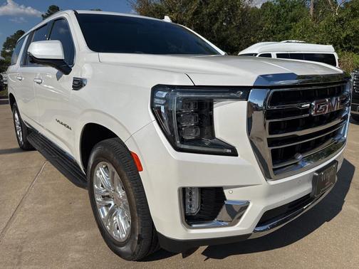 2022 GMC Yukon XL SLT