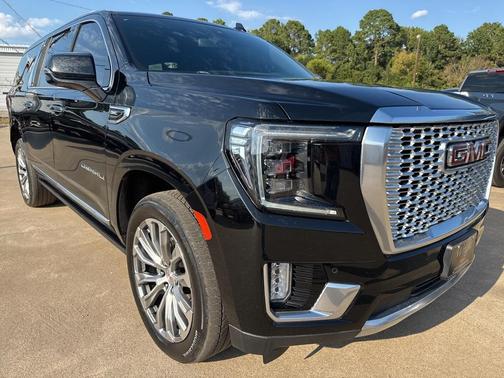 2022 GMC Yukon XL Denali