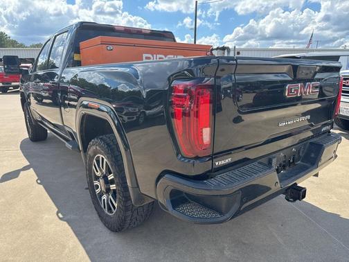 2023 GMC Sierra 2500 AT4