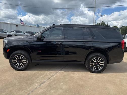 2023 GMC Yukon 4WD AT4