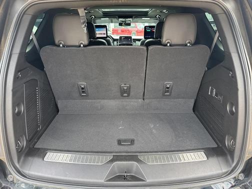 2023 GMC Yukon 4WD AT4