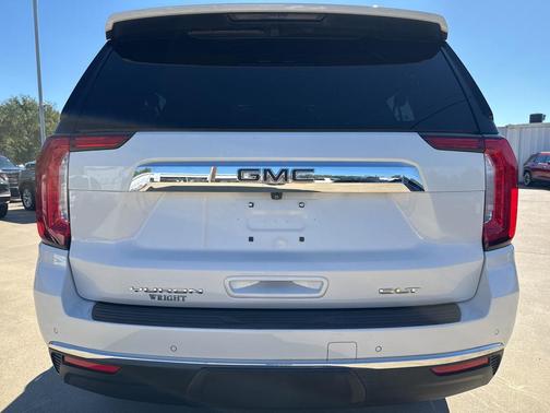 2022 GMC Yukon XL SLT