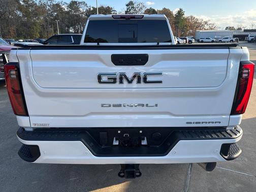 2025 GMC Sierra 3500 Denali