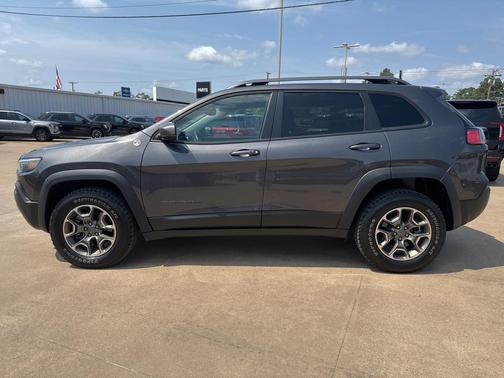 2021 Jeep Cherokee Trailhawk