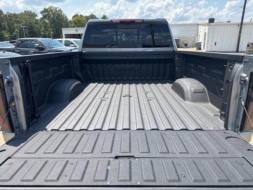 2025 GMC Sierra 2500 AT4