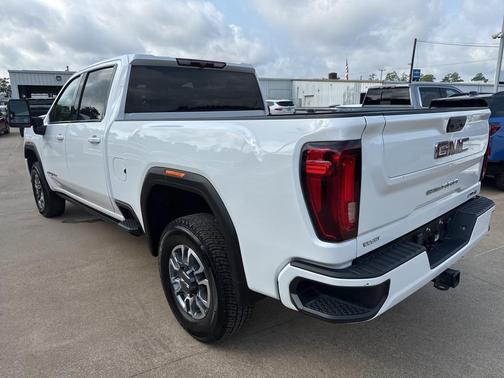 2023 GMC Sierra 2500 AT4