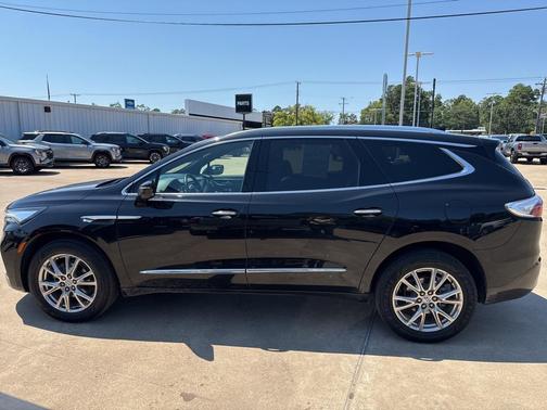 2023 Buick Enclave Premium FWD
