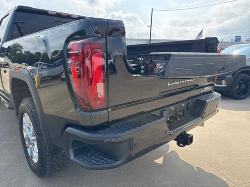 2023 GMC Sierra 2500 Denali