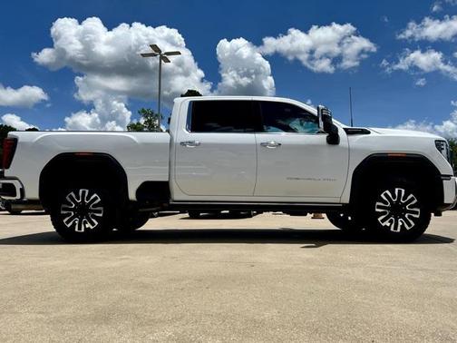 2024 GMC Sierra 2500 Denali Ultimate