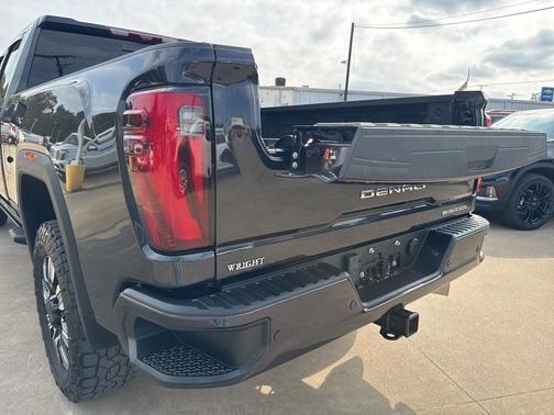 2024 GMC Sierra 2500 Denali