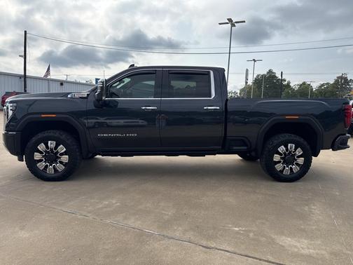 2024 GMC Sierra 2500 Denali