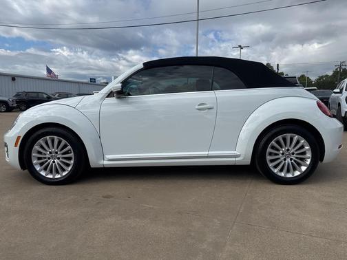 2019 Volkswagen Beetle 2.0T S