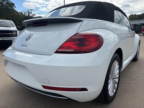 2019 Volkswagen Beetle 2.0T S