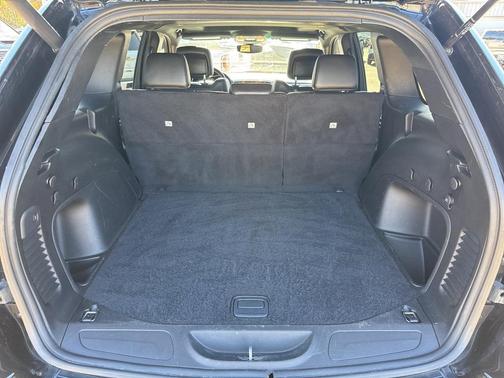 2022 Jeep Grand Cherokee Laredo