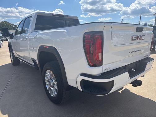 2023 GMC Sierra 2500 Denali