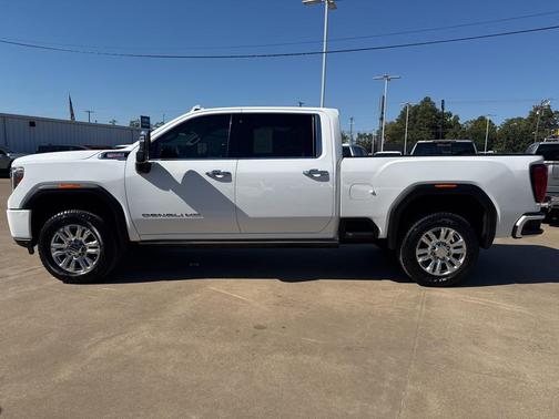 2023 GMC Sierra 2500 Denali
